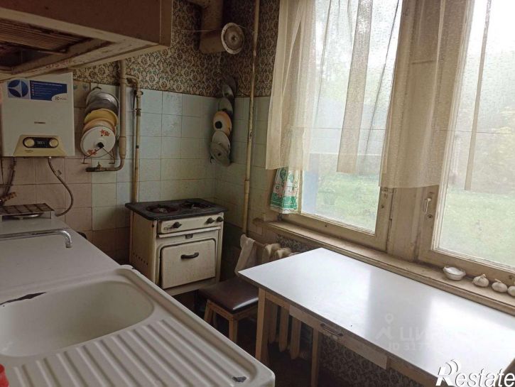 3-комн квартира Октябрьский городок,дом 11