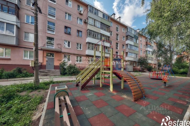 3-комн квартира ул 4-я Линия, 65,  д. 65