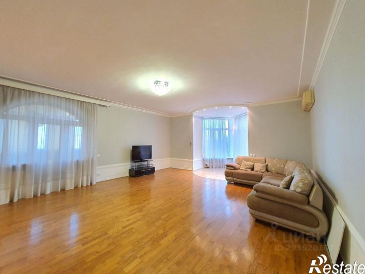 3-комн квартира Подгорная улица, 17,  д. 17