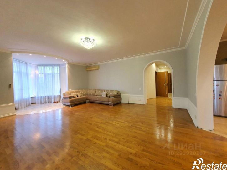 3-комн квартира Подгорная улица, 17,  д. 17