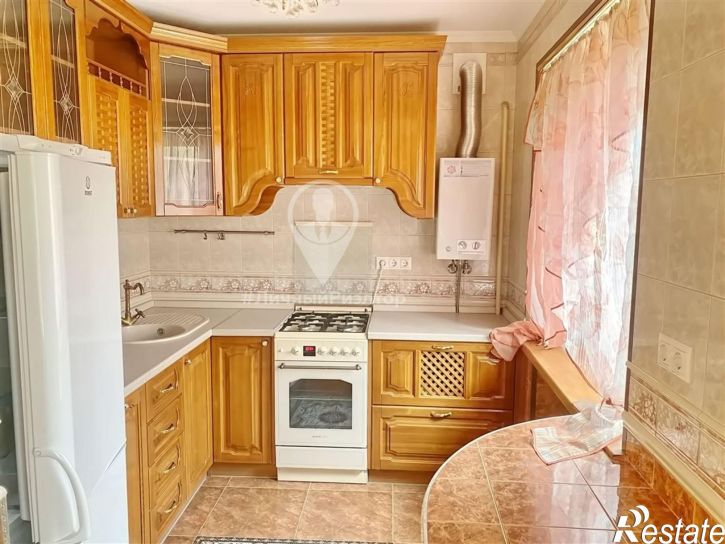 3-комн квартира улица Есенина, 34,  д. 34