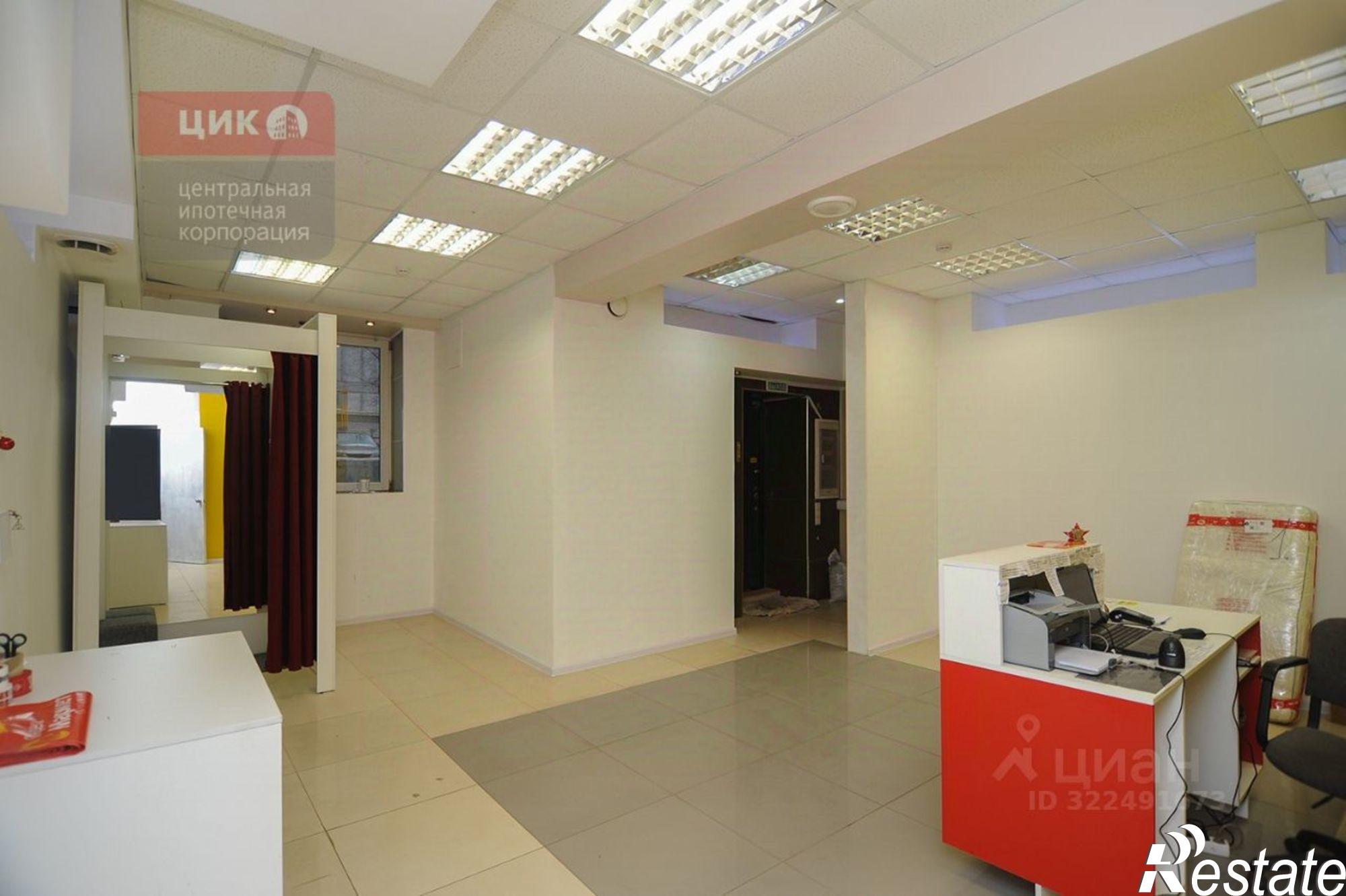 Сдать торговое помещение за 29 919 рублей на Большая улица, 94 к1