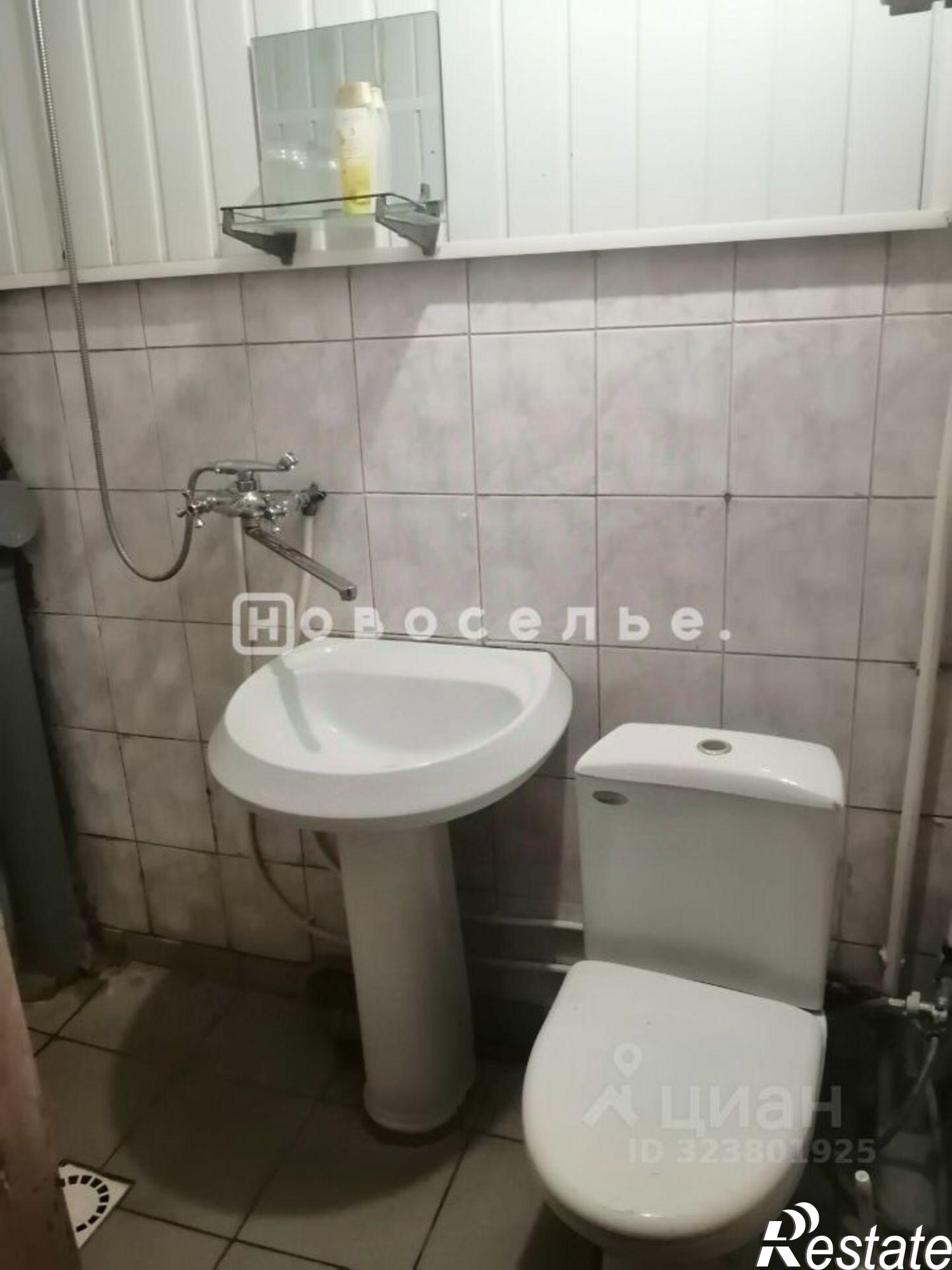 Сдать комнату за 12 000 рублей на улица Пожалостина, 42