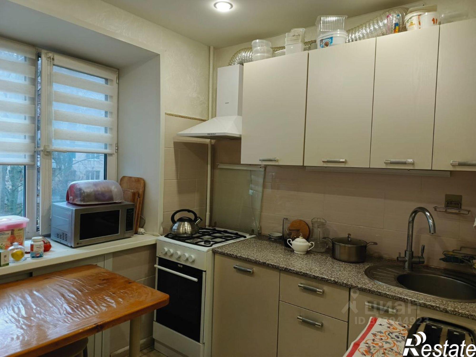 Купить квартиру за 3 490 000 рублей на ул Бирюзова, 6 1