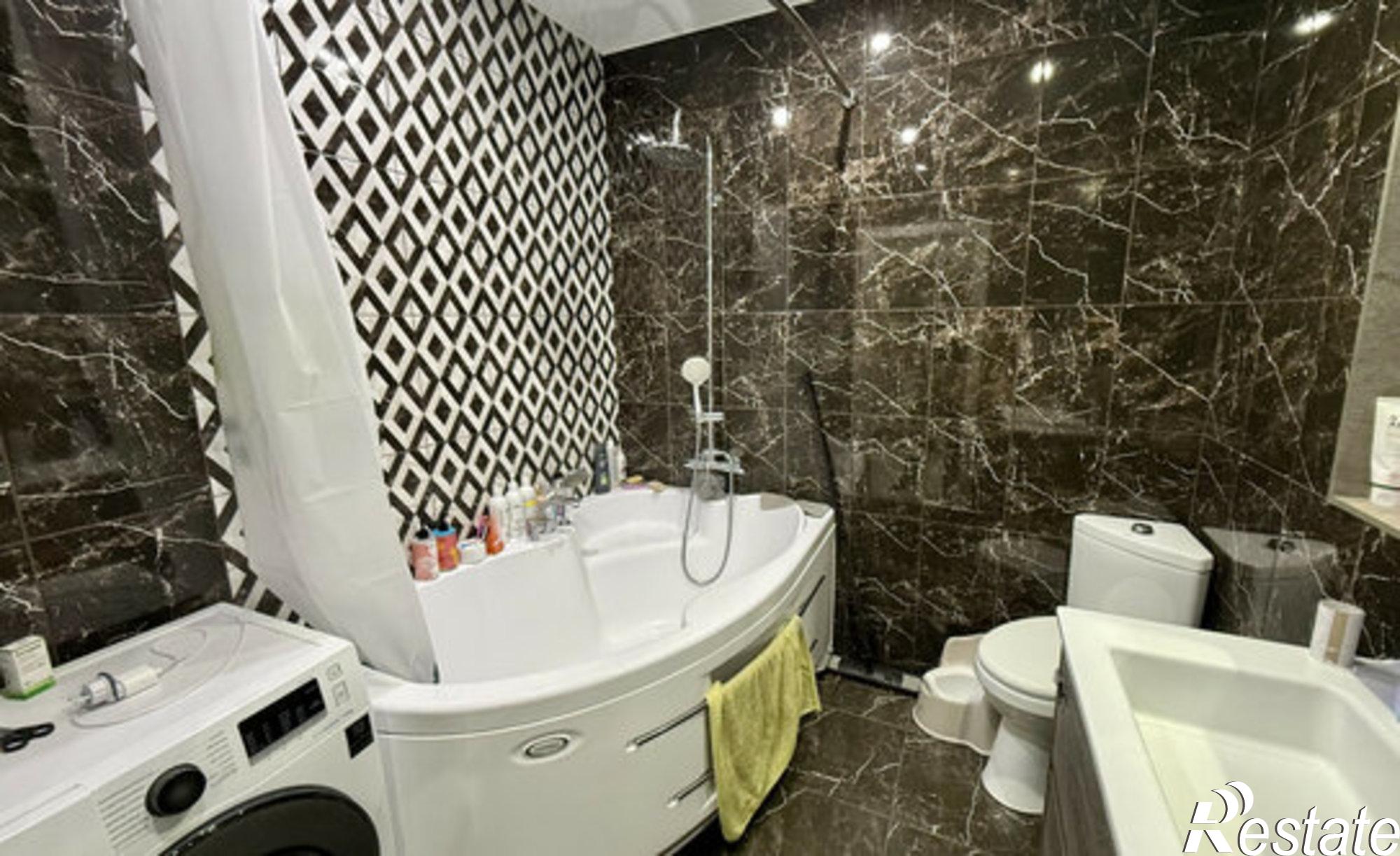 Купить квартиру за 13 500 000 рублей на ул Новоселов, 47а