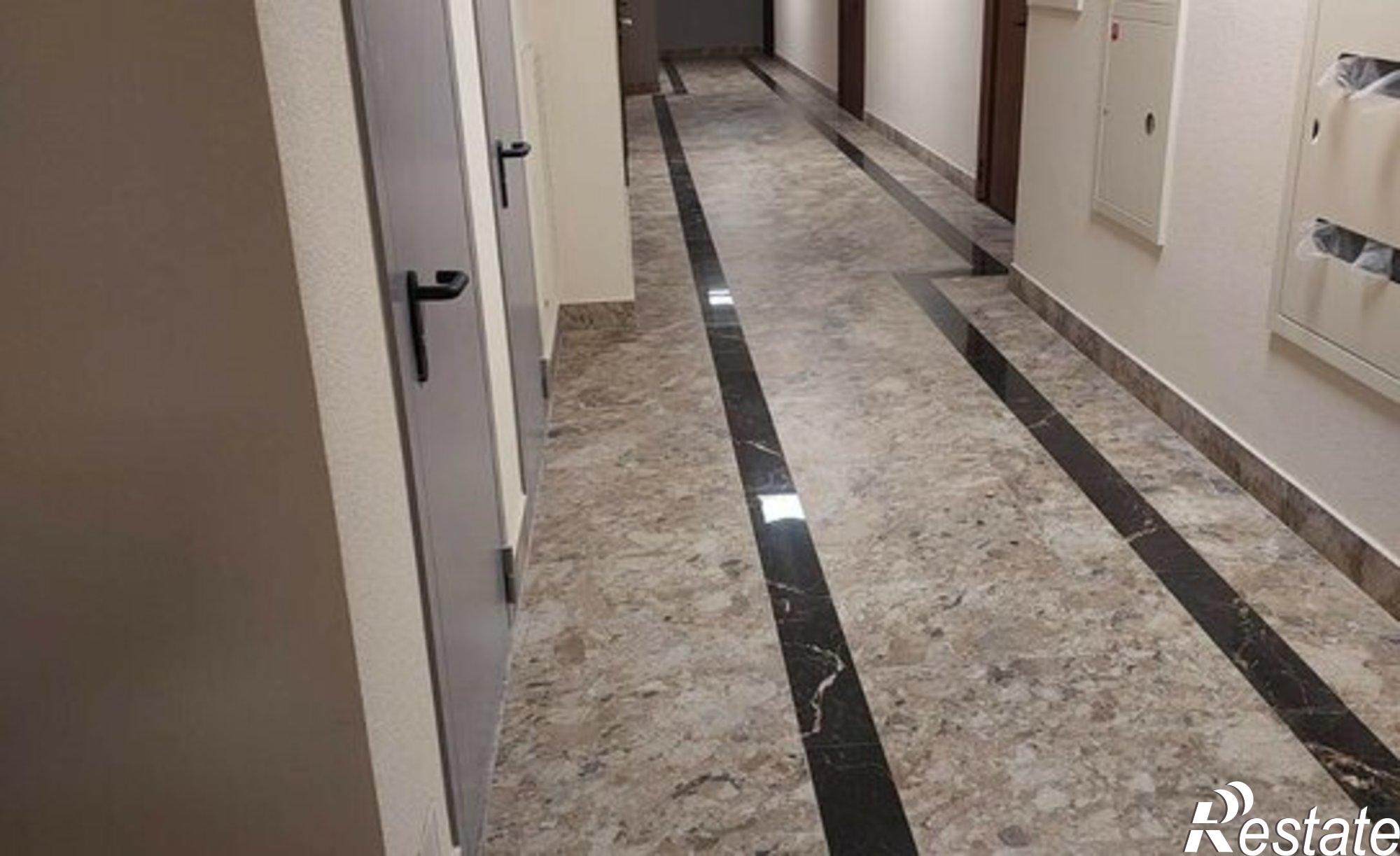 Купить квартиру за 4 690 000 рублей на ул Островского, 122