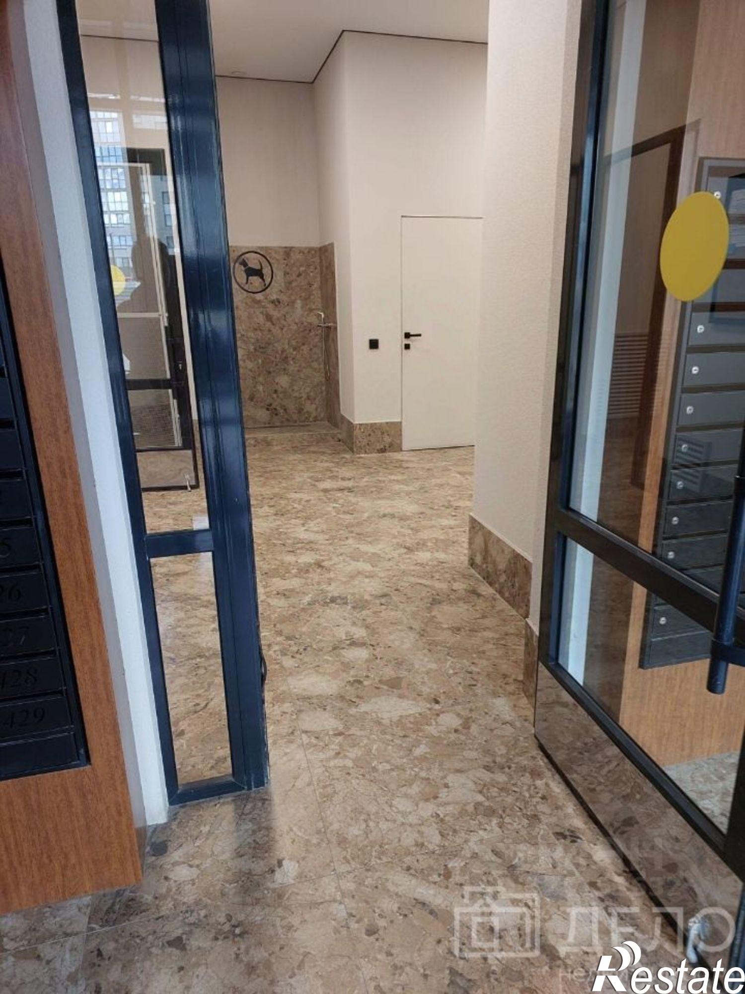 Купить квартиру за 4 690 000 рублей на ул Островского, 122