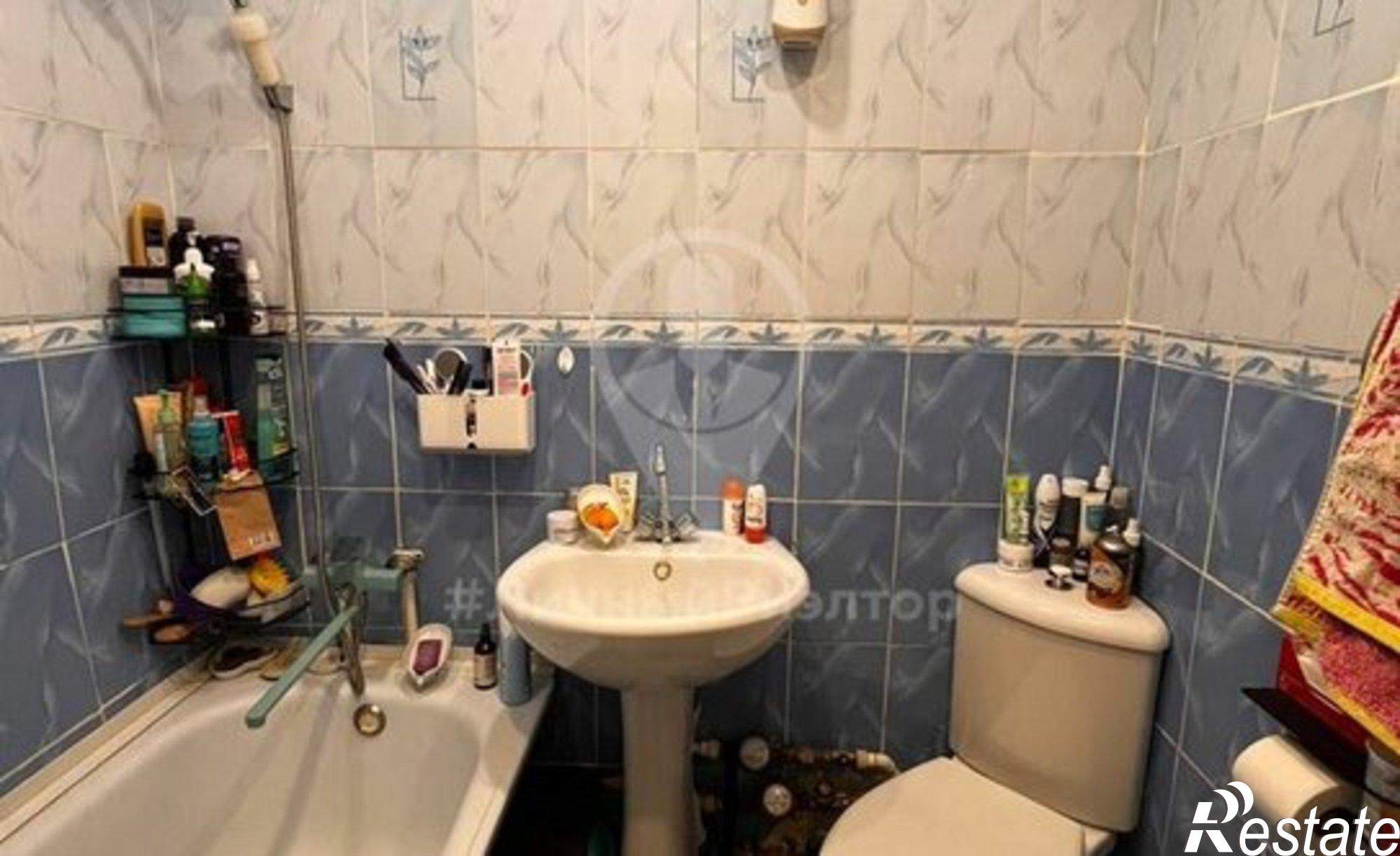 Купить квартиру за 2 400 000 рублей на ул Сельских Строителей, 5 1