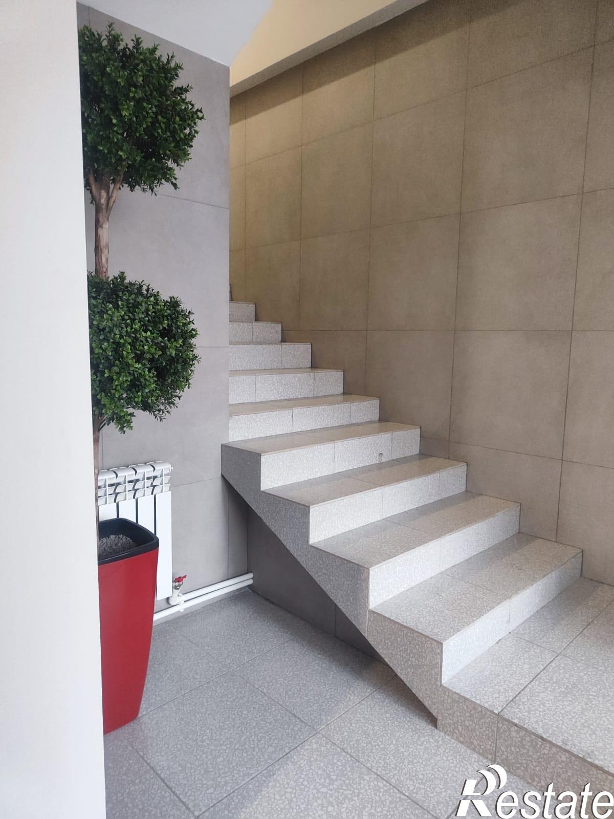 Сдать офис, помещение под офис за 199 000 рублей на Октябрьская, 61