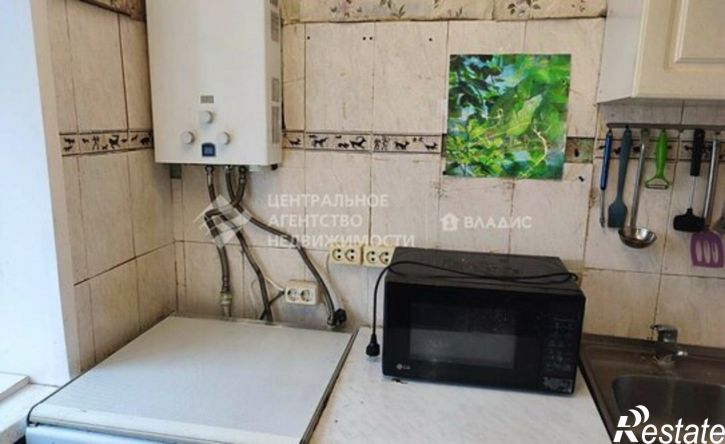 3-комн квартира поселок Мехзавода, 32,  д. 32