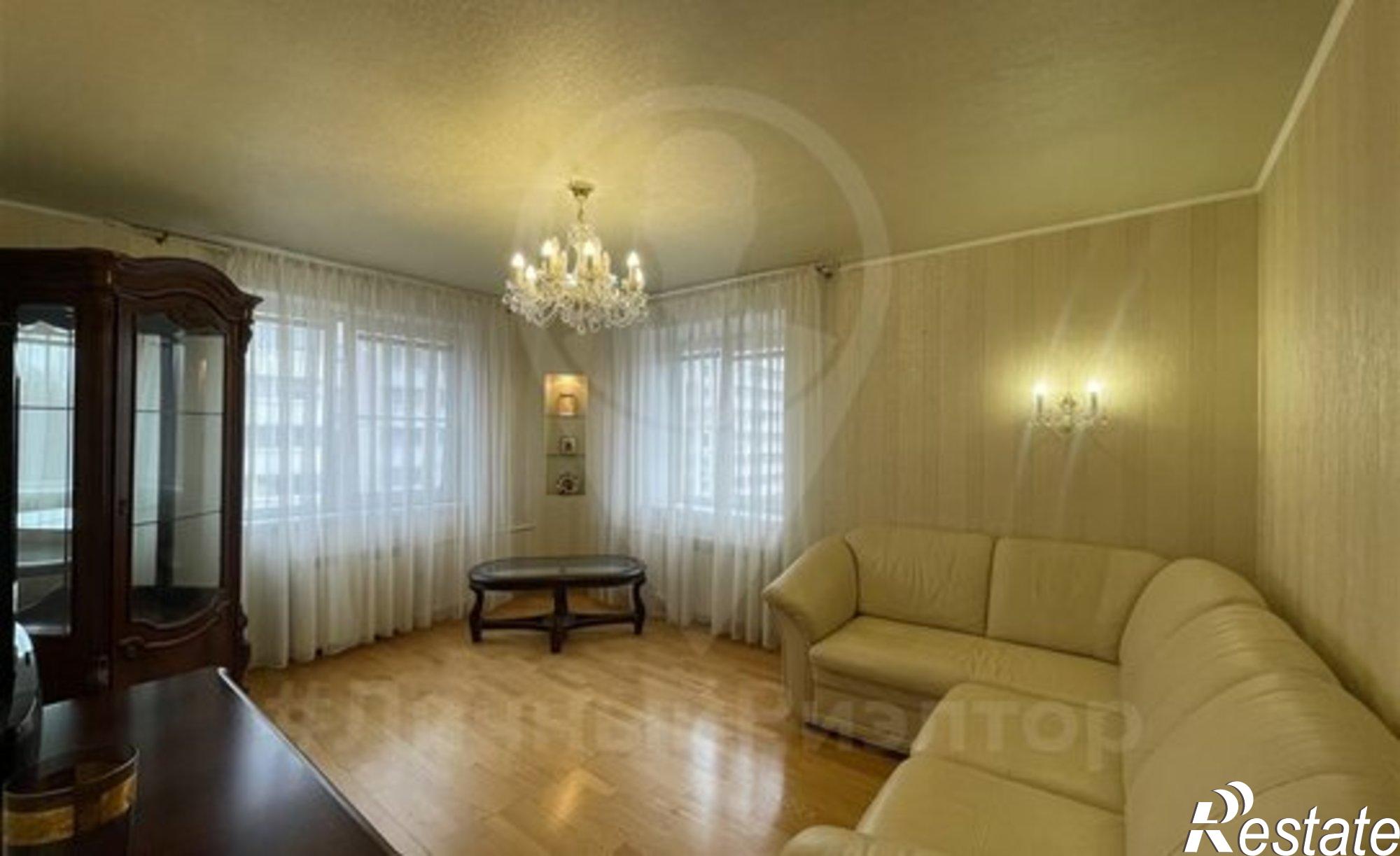 Купить квартиру за 5 900 000 рублей на ул Октябрьская, 37 3