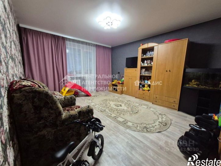 4-комн квартира Юбилейная улица, 12,  д. 12