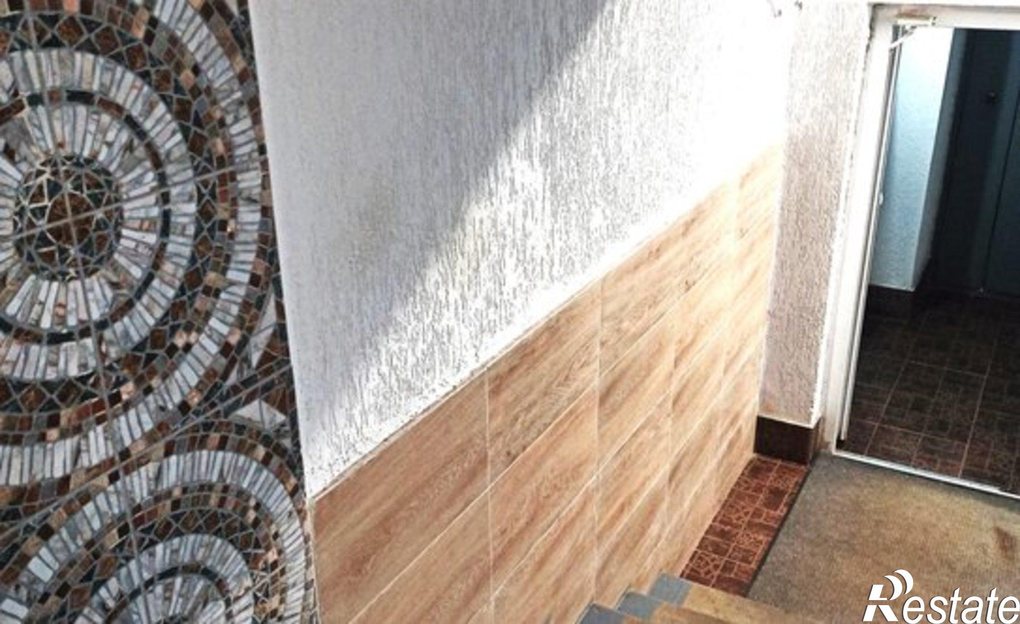 Купить квартиру за 7 700 000 рублей на ул Затинная, 8 1