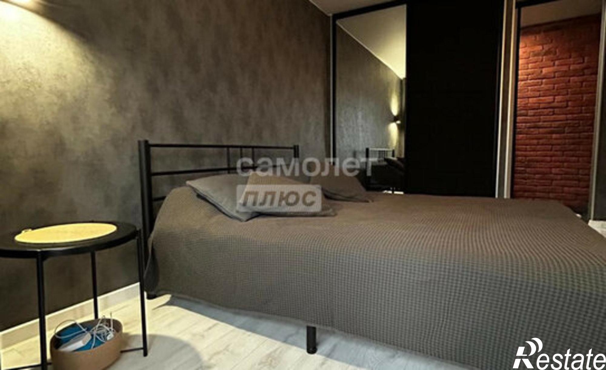 Купить квартиру за 5 500 000 рублей на Подгорная улица, 4