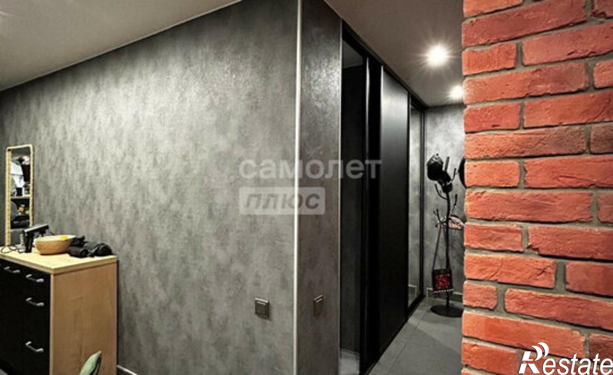 Купить квартиру за 5 500 000 рублей на Подгорная улица, 4