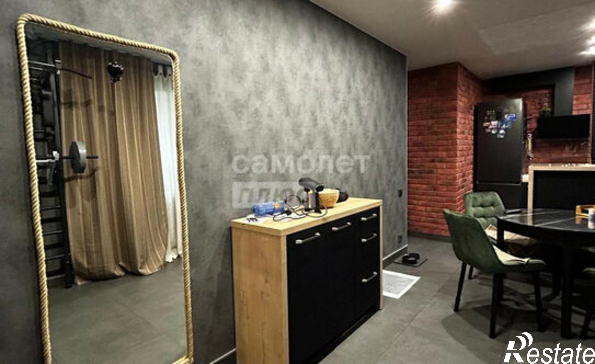 Купить квартиру за 5 500 000 рублей на Подгорная улица, 4