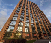 3-комн, 102кв м, этаж 17/19 ул 1-я Железнодорожная, 14 1