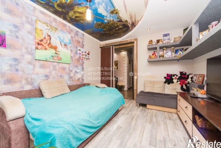 2-комн квартира Большая улица, 100,  д. 100