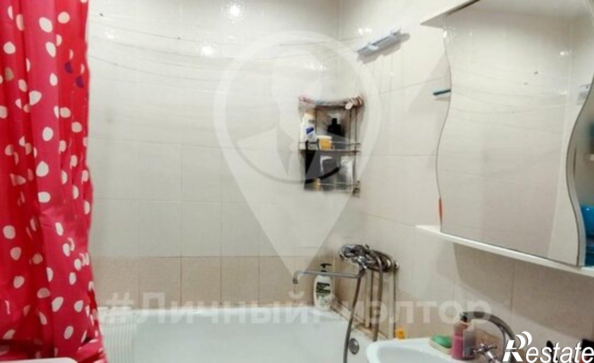 Купить квартиру за 2 700 000 рублей на ул Бирюзова, 21