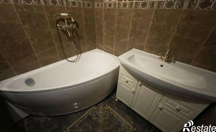 3-комн квартира ул Новоселов, 50,  д. 50