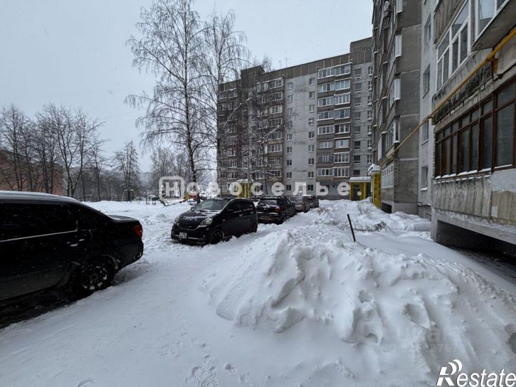 2-комн квартира улица Зубковой, 28 к1,  д. 28 к1