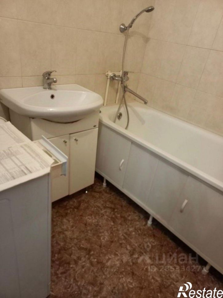 2-комн квартира улица Зубковой, 27 к2,  д. 27 к2