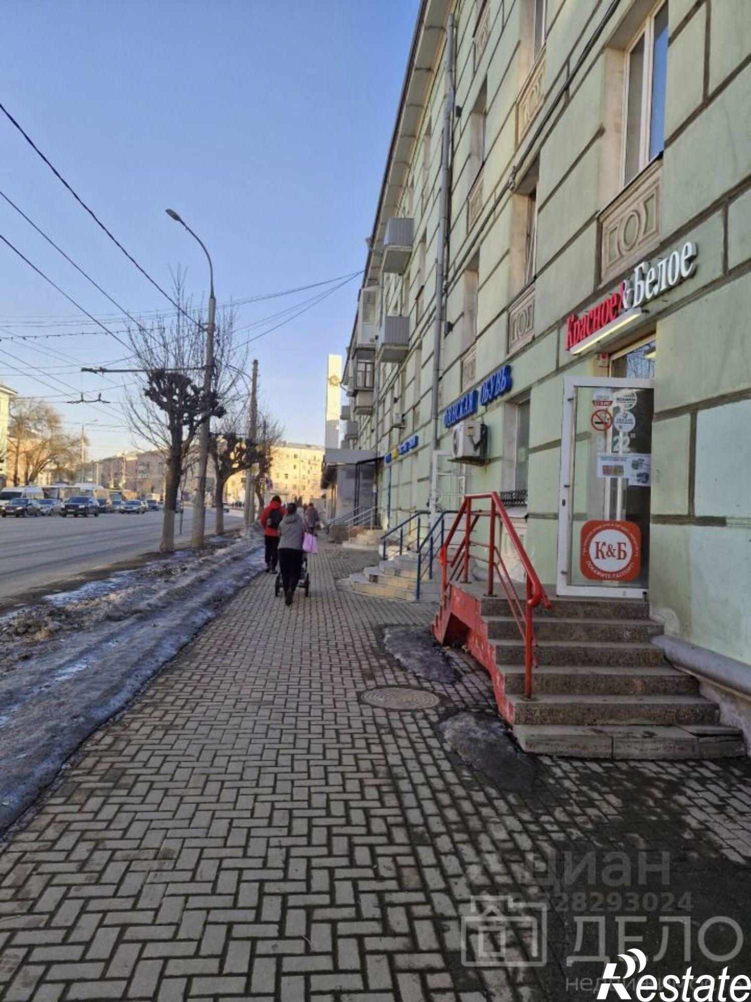 Купить торговое помещение за 13 981 100 рублей на Первомайский пр-кт, 53