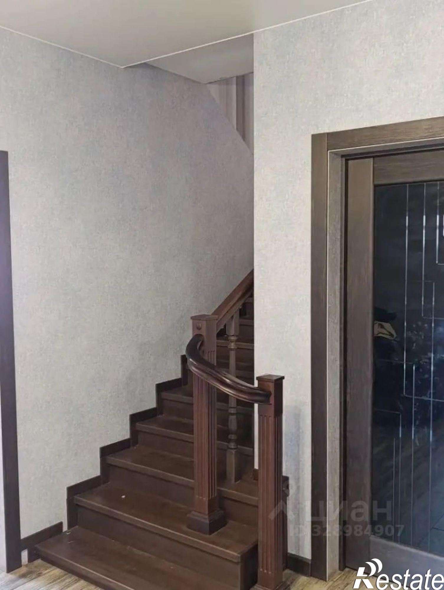 Купить дачу, дом, коттедж за 20 000 000 рублей на ул Детская, 9