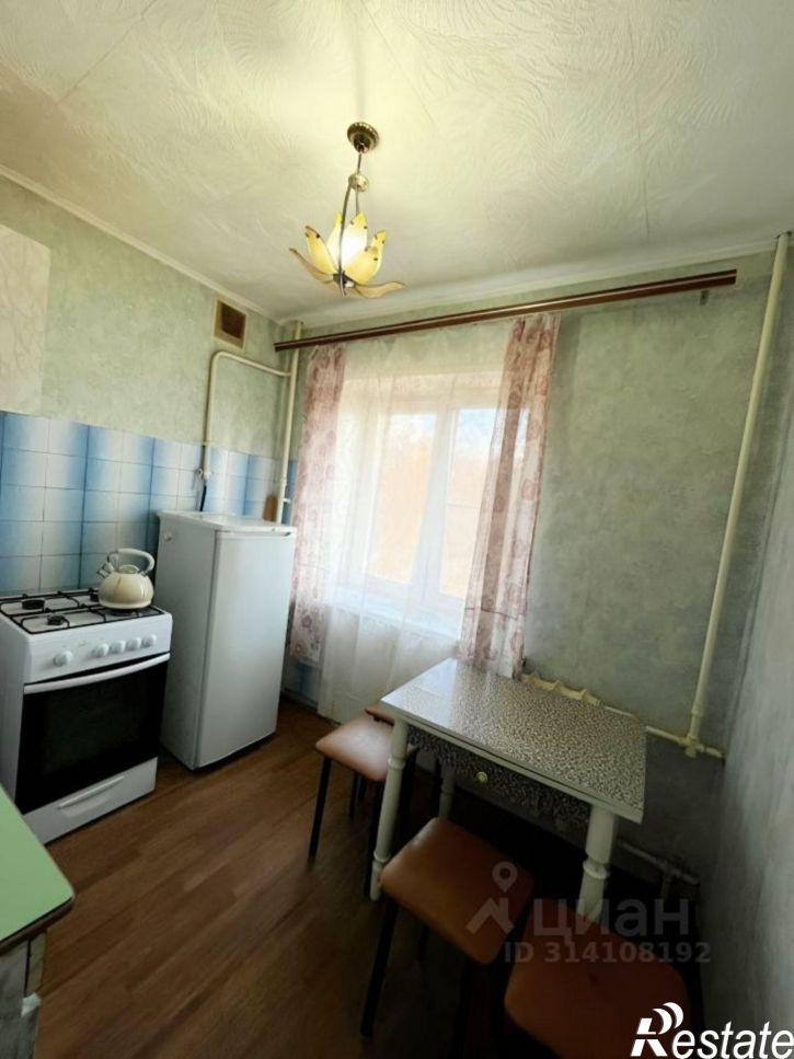 2-комн квартира улица Гагарина, 160/2,  д. 160/2