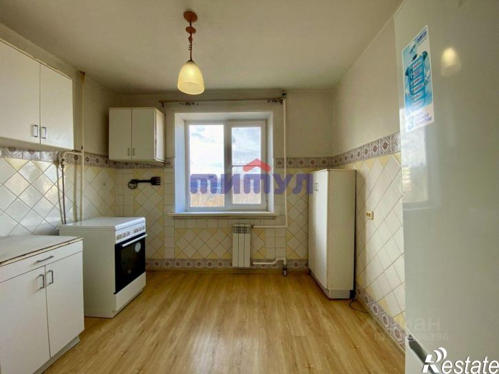 2-комн квартира улица Советской Армии, 17,  д. 17