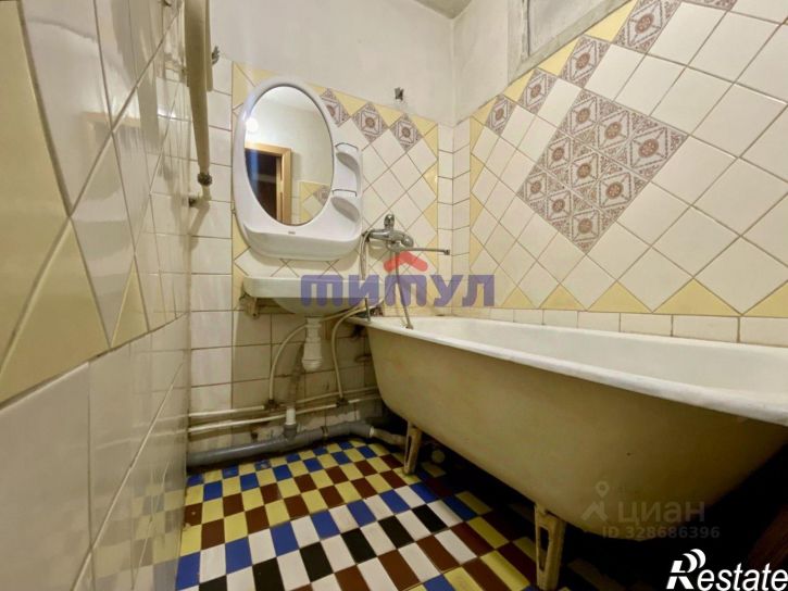 2-комн квартира улица Советской Армии, 17,  д. 17