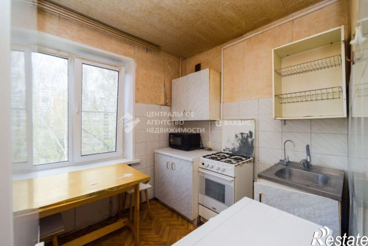 2-комн квартира ул Черновицкая, 28,  д. 28