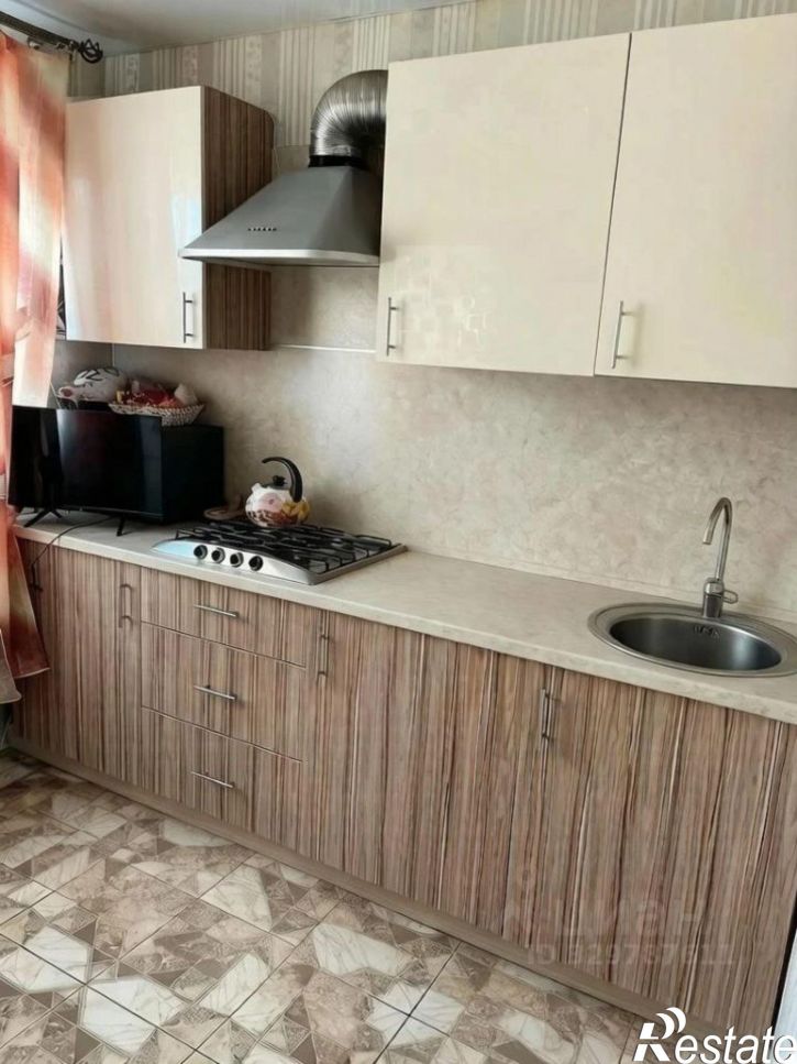 2-комн квартира Черновицкая улица, 7 к1,  д. 7 к1