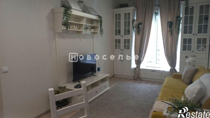 1-комн квартира ул Земнухова, 3,  д. 3