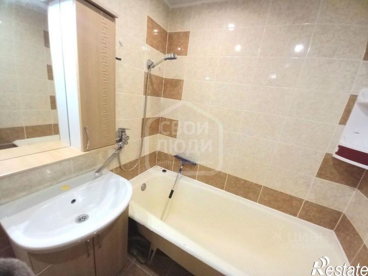 2-комн квартира улица Новосёлов, 32 к2,  д. 32 к2