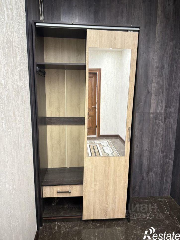 2-комн квартира Окский проезд, 1,  д. 1