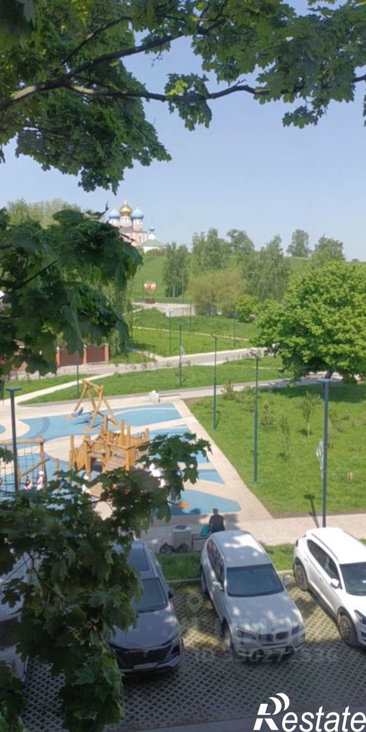 2-комн квартира площадь 26 Бакинских Комиссаров, 7,  д. 7