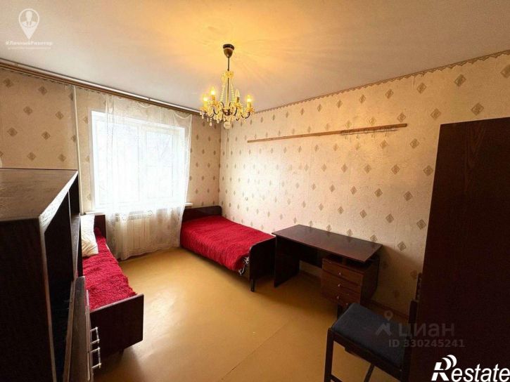 3-комн квартира улица Есенина, 112,  д. 112