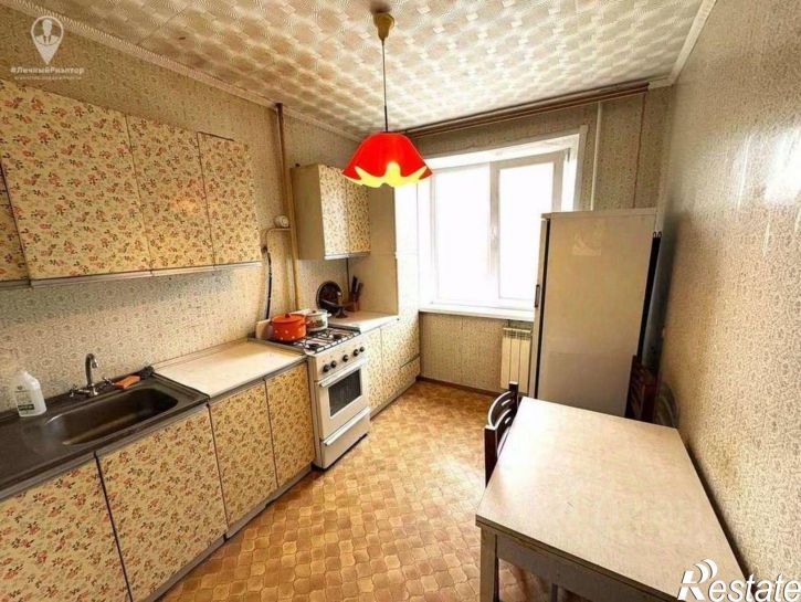 3-комн квартира улица Есенина, 112,  д. 112