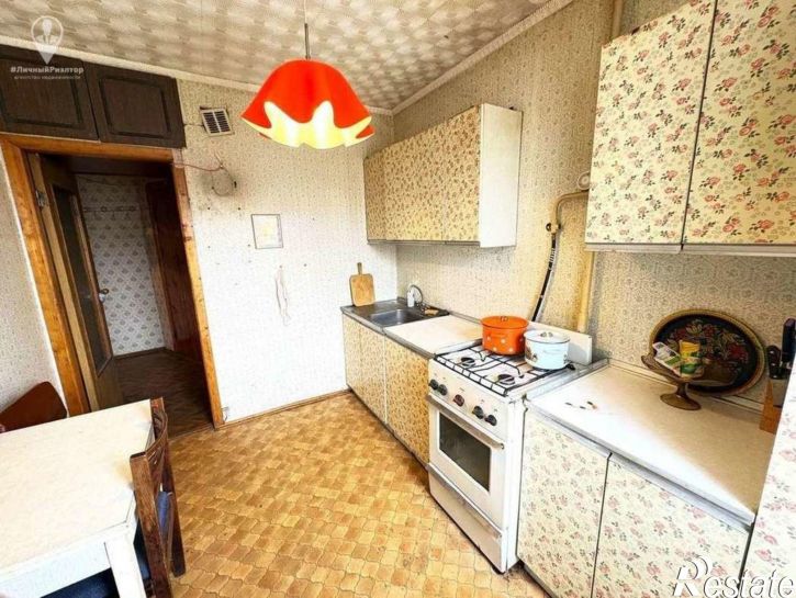 3-комн квартира улица Есенина, 112,  д. 112