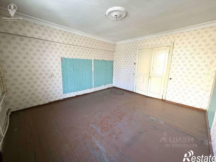 4-комн квартира ул Есенина, 37/2,  д. 37/2