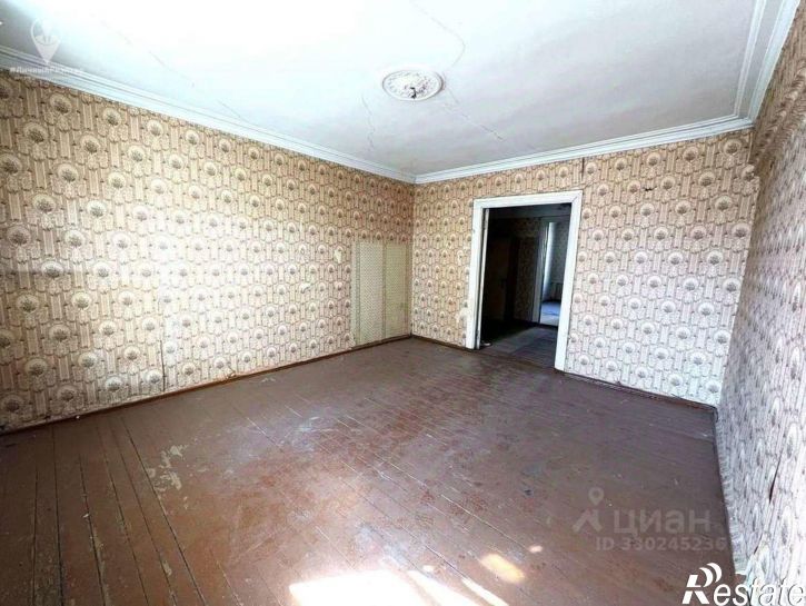 4-комн квартира ул Есенина, 37/2,  д. 37/2