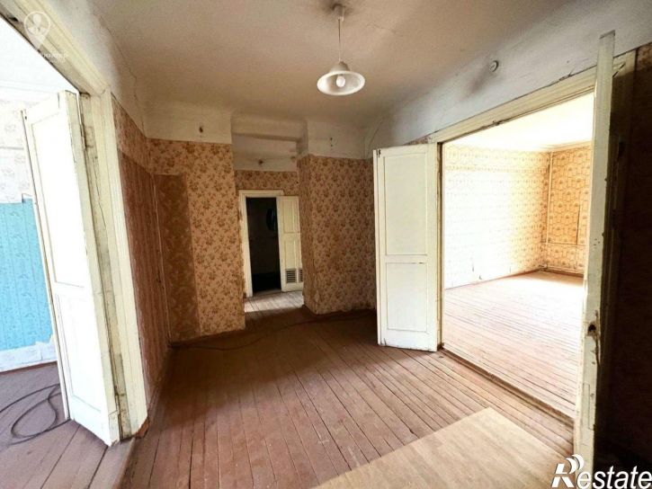 4-комн квартира ул Есенина, 37/2,  д. 37/2