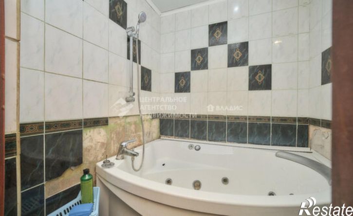 3-комн квартира ул Черновицкая, 23,  д. 23