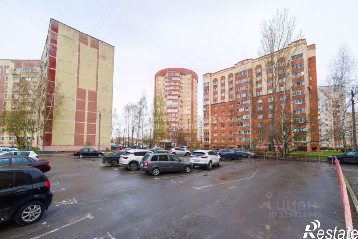 3-комн квартира улица Новосёлов, 53 к3,  д. 53 к3