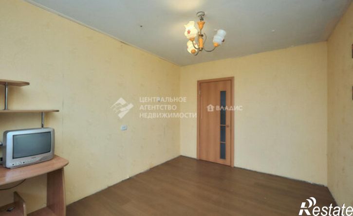 3-комн квартира улица Стройкова, 49,  д. 49