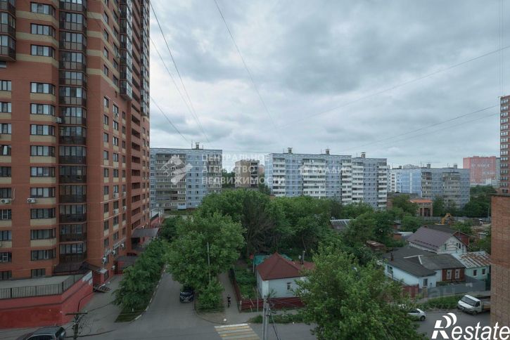 3-комн квартира ул Стройкова, 49,  д. 49