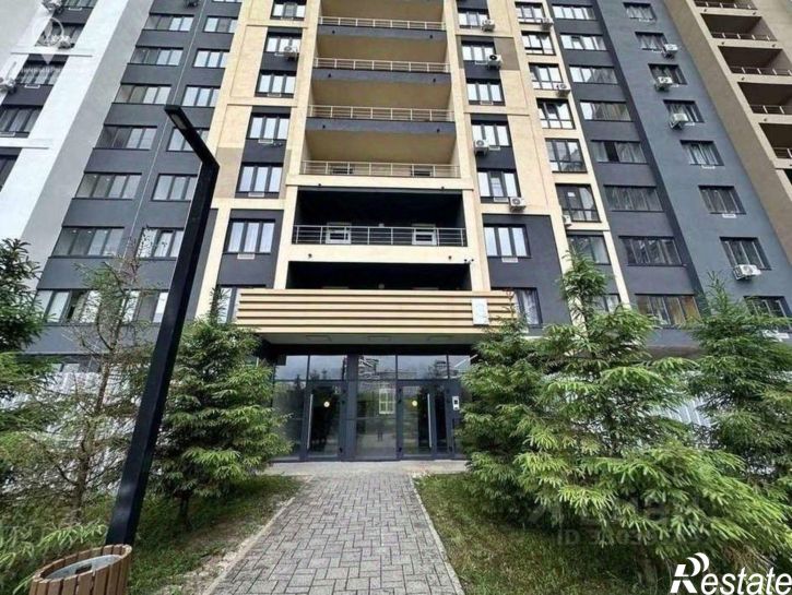 2-комн квартира ул Земнухова, 3,  д. 3