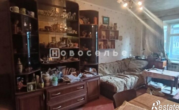 2-комн квартира улица Гагарина, 42,  д. 42