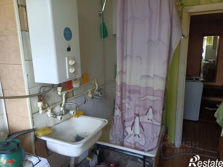 Комната Первомайский пр-кт, 40,  д. 40